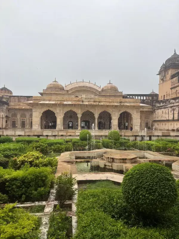 Dubai and India Tour Package